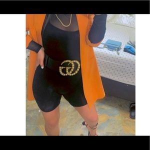 Big bucket pearl gucci belt